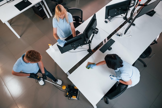 Move-in and move-out cleaning